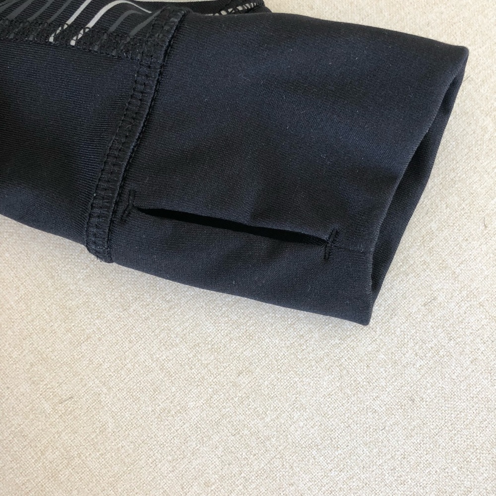 ASICS winter 1/2 zip running long sleeve shirt XS - Picture 3 of 5